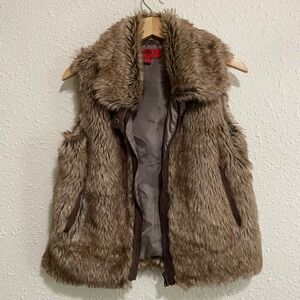 Coffee shop M Faux‎ Fur Vest Brown Fuzzy mob wife festival streetwear goth luxe